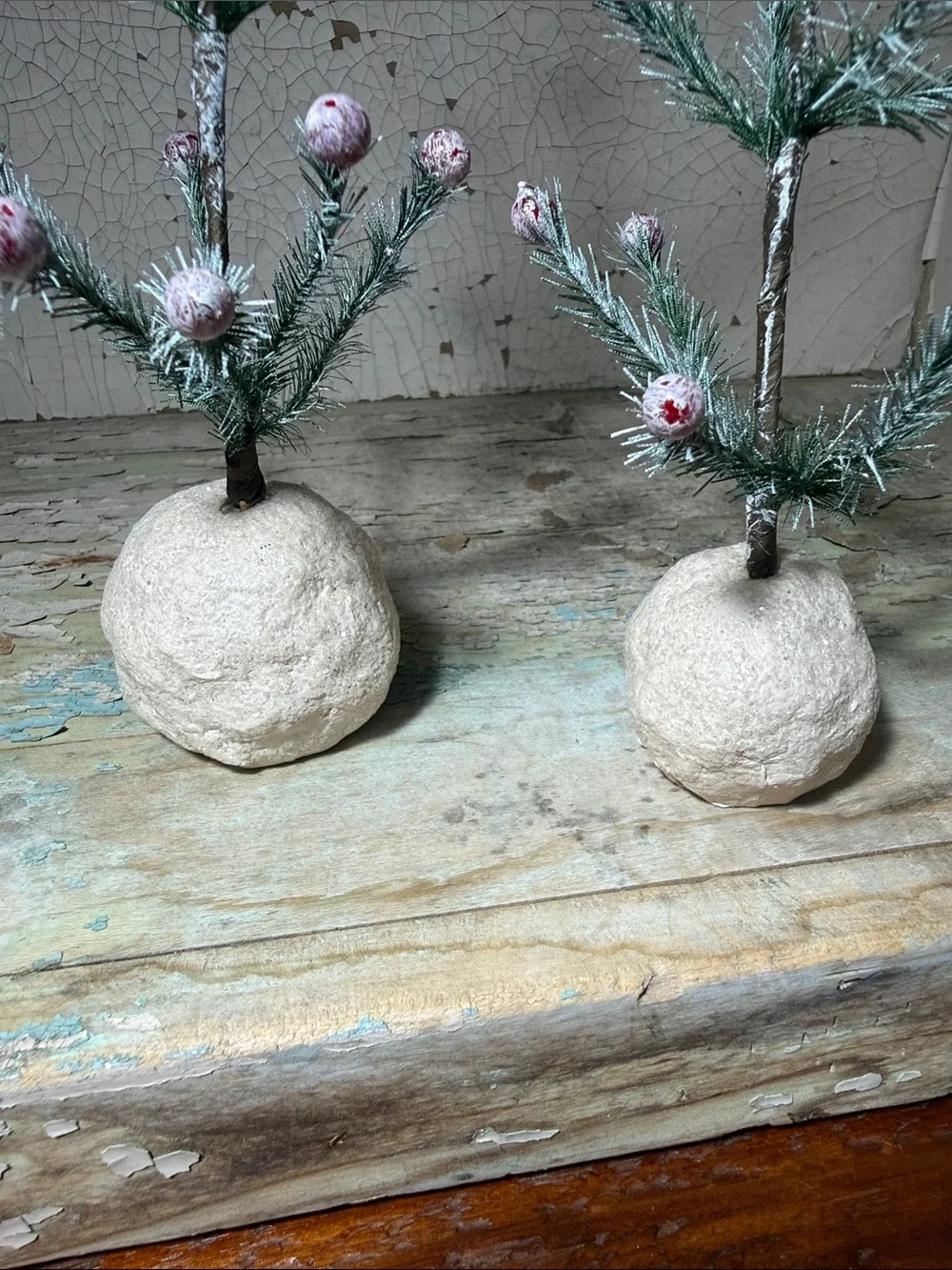 ❄️ Set of 2 Small Decorative Snowball Trees